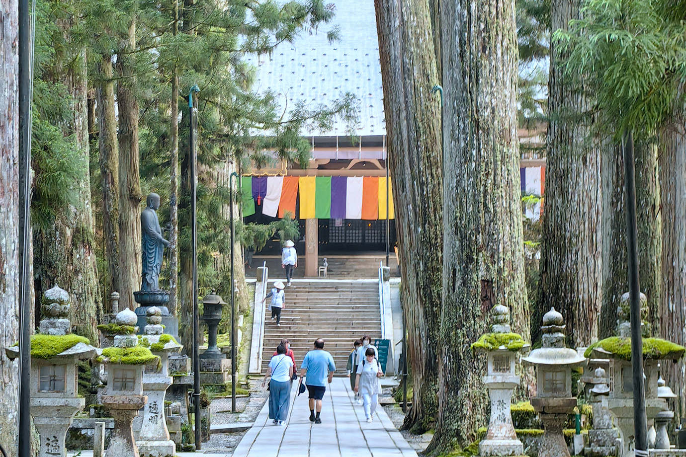 高野山-奧之院.燈籠堂