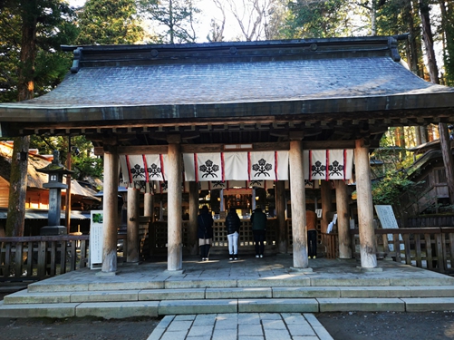 長野-諏訪大社.上社本宮