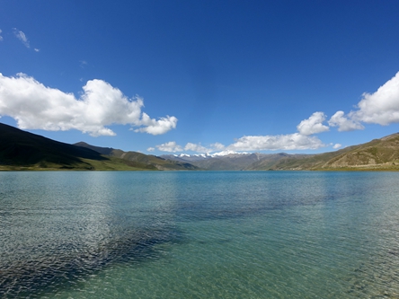 江孜 - 羊卓雍措．羊湖．西藏三大聖湖．碧藍色湖水